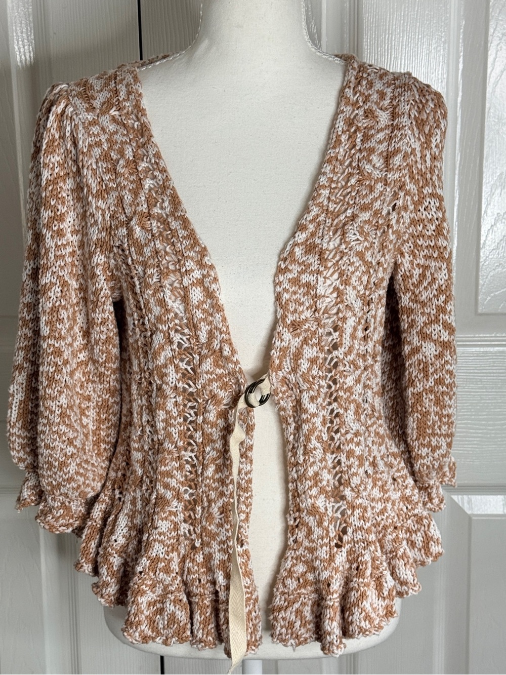 Free People Yesterday Cardigan Toast Boho Ruffle Knit Puff Sleeve Sweater XS EUC